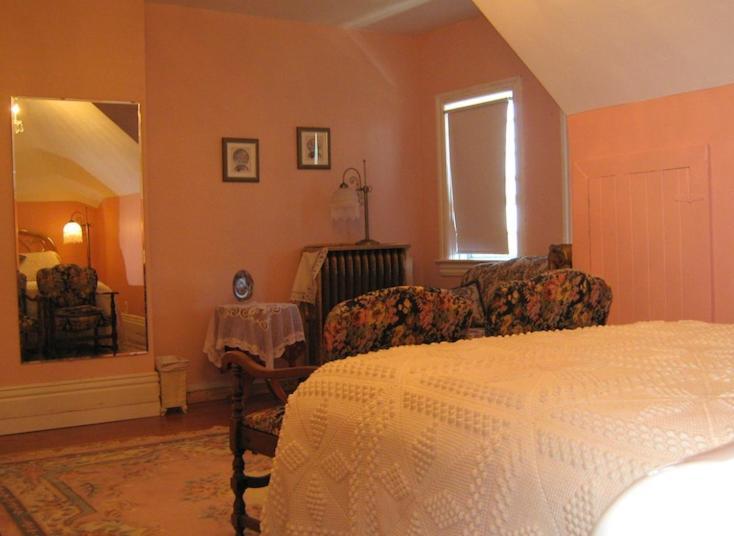 Wakamow Heights Bed And Breakfast Moose Jaw Room photo